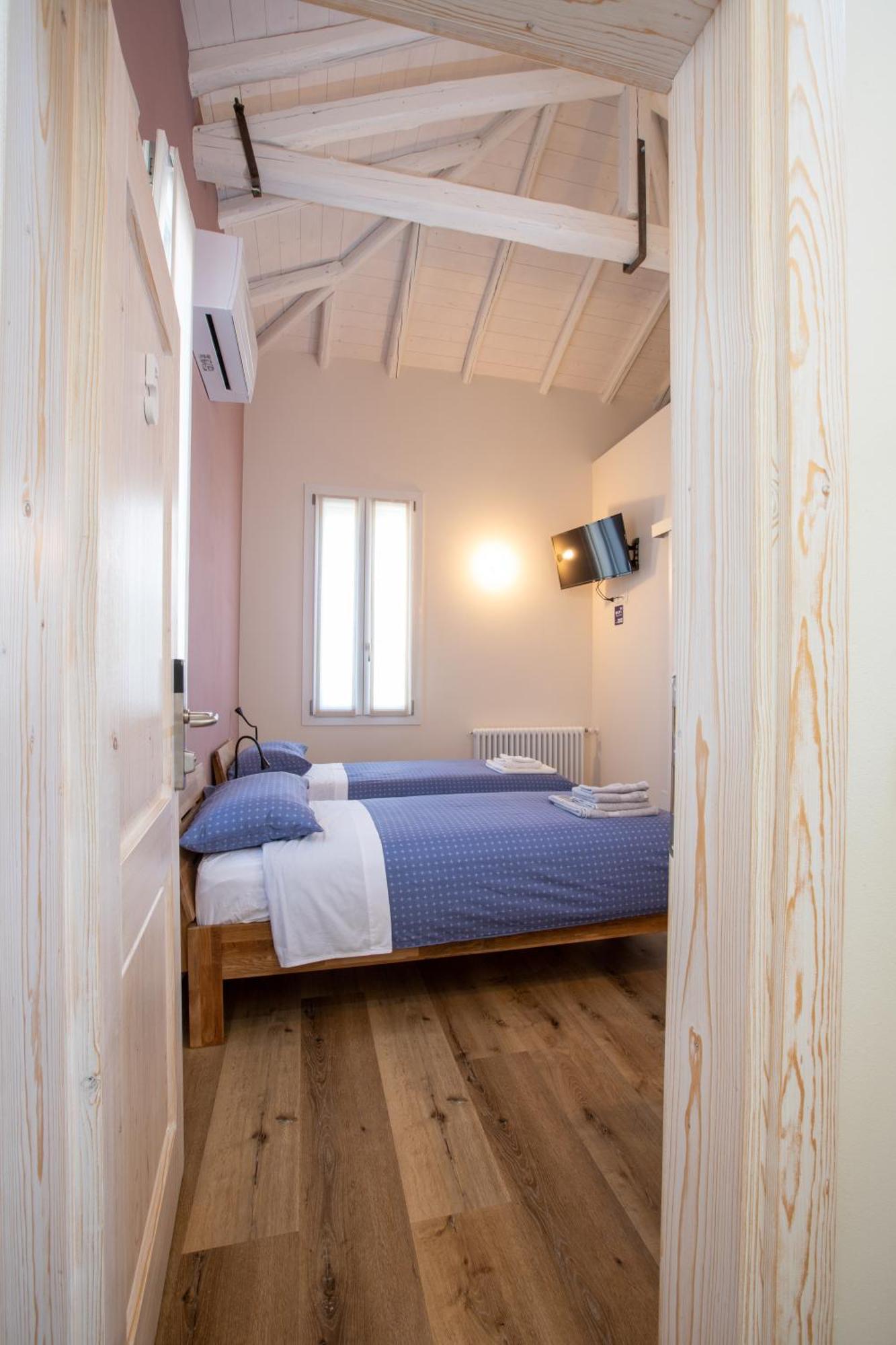 B&B Casa Livia Pordenone Bilik gambar